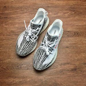 Yeezy Boost 350 V2 Zebra